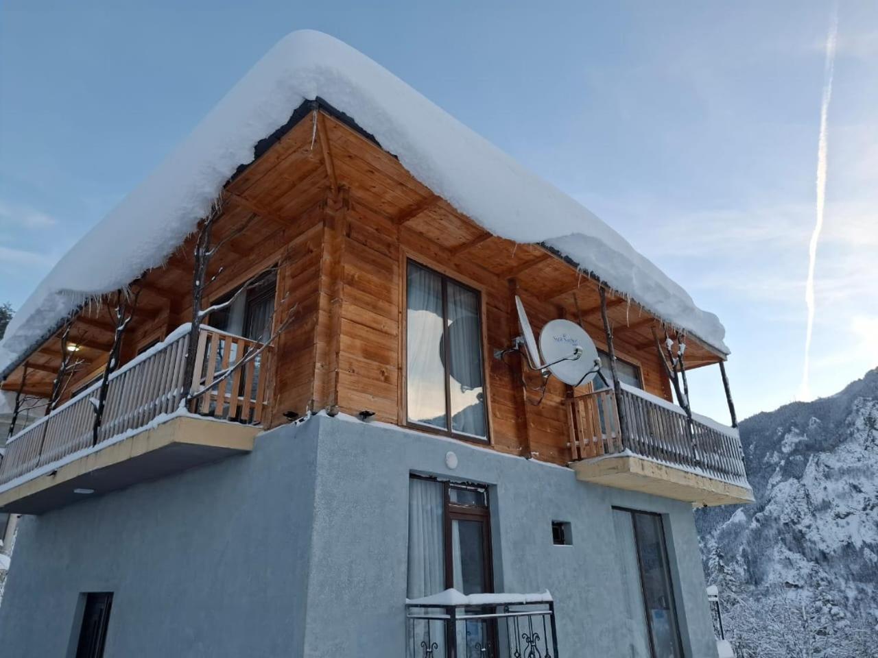 Hotel Khulo Lnn Buitenkant foto