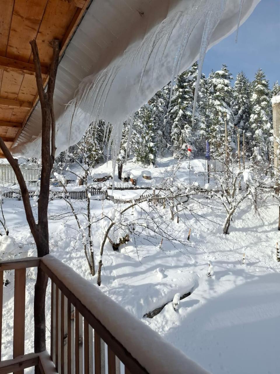 Hotel Khulo Lnn Buitenkant foto